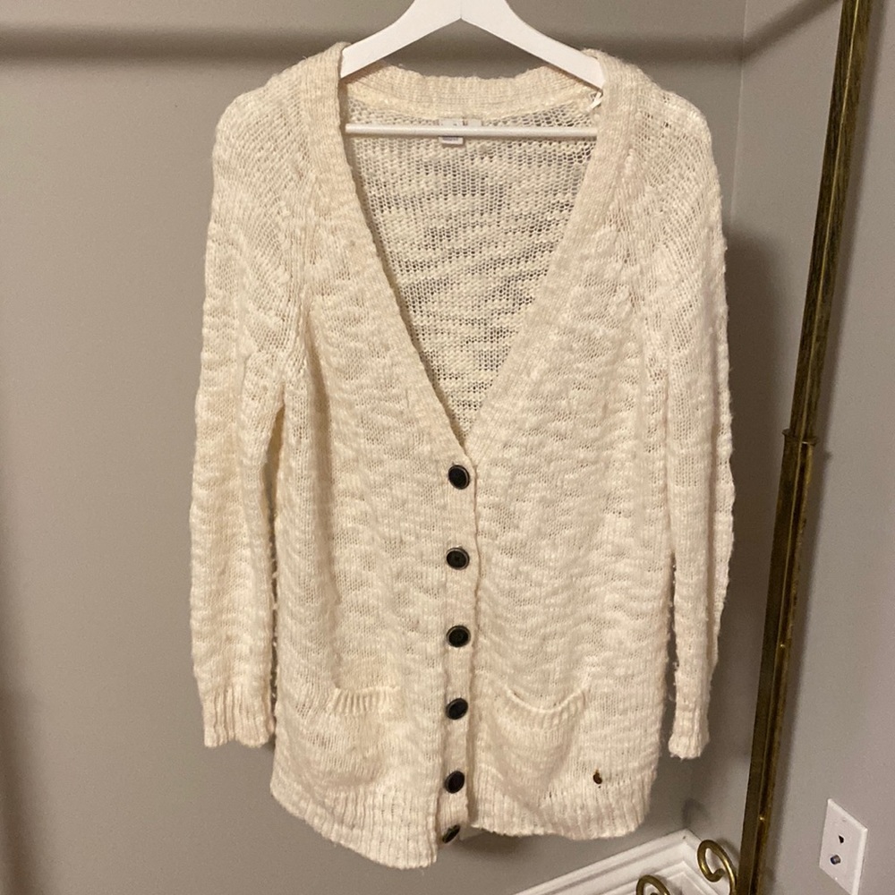 Cream sweater XL